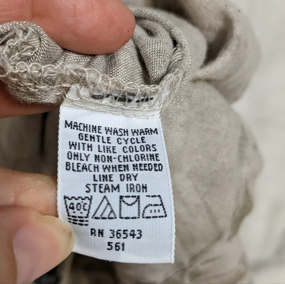 𝅺GEOFFREY Beene linen blend shirt - Picture 8 of 9